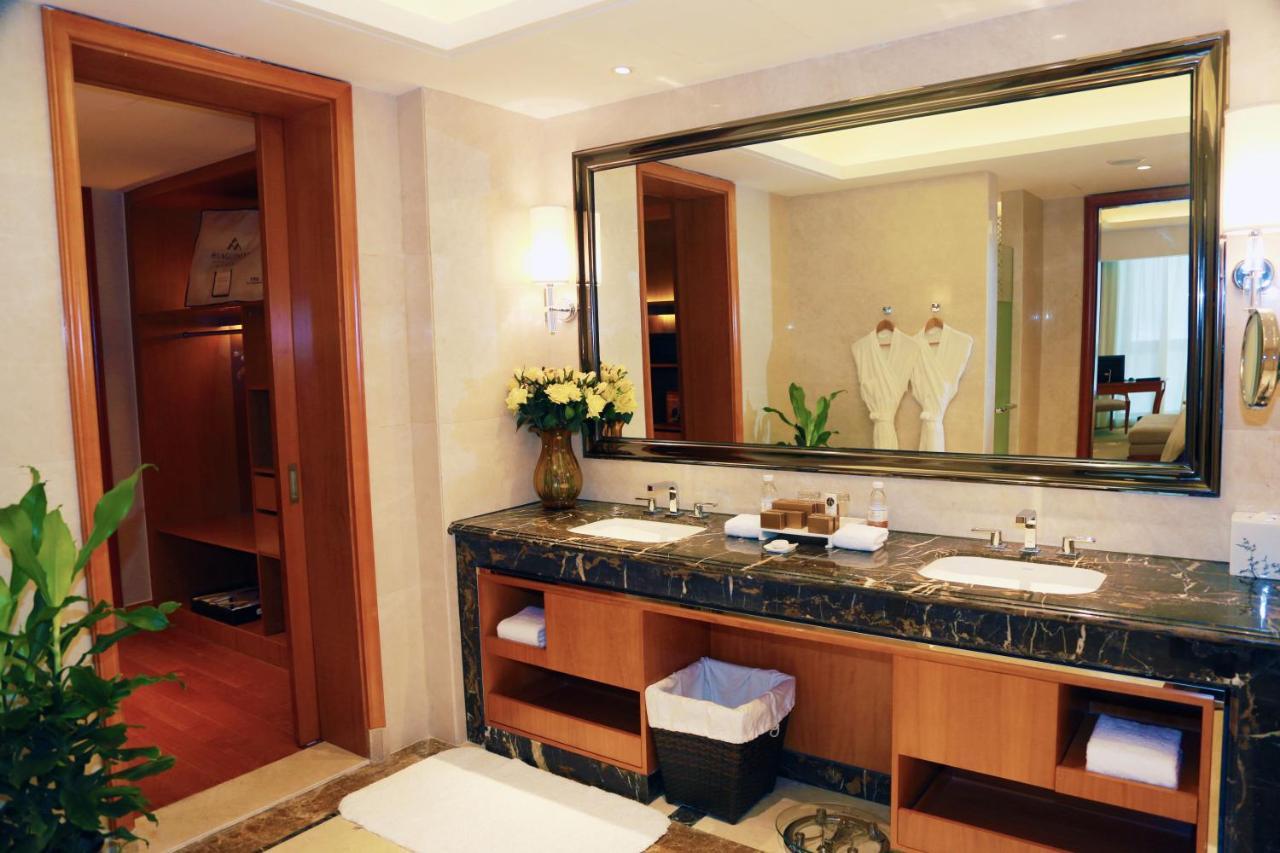 Huaguoshan Hotel Лянюнган Екстериор снимка