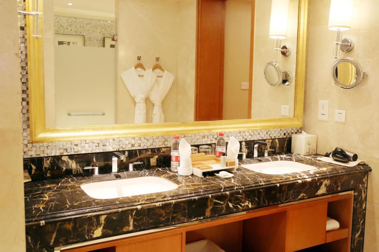 Huaguoshan Hotel Лянюнган Екстериор снимка