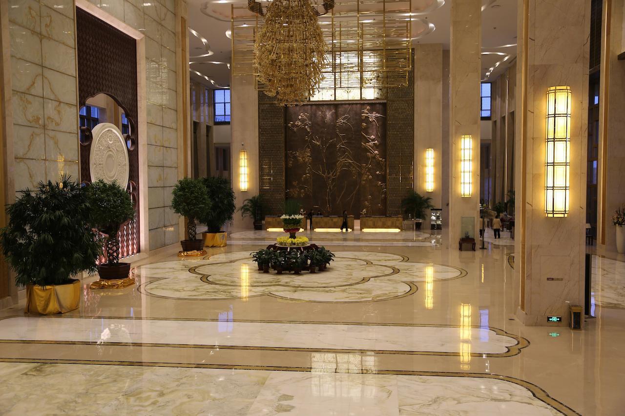 Huaguoshan Hotel Лянюнган Екстериор снимка
