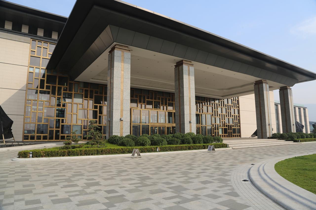Huaguoshan Hotel Лянюнган Екстериор снимка
