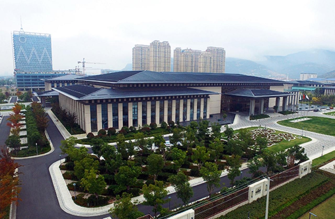 Huaguoshan Hotel Лянюнган Екстериор снимка