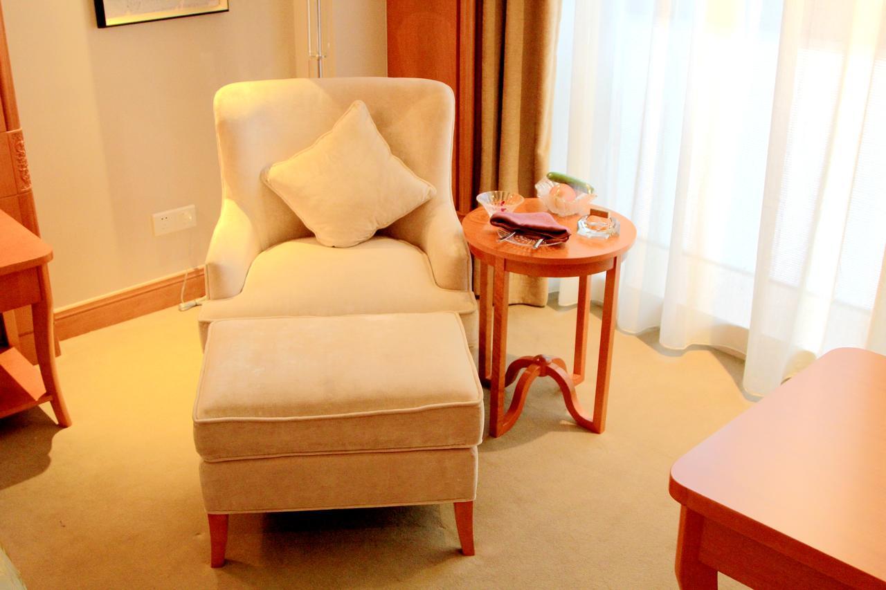 Huaguoshan Hotel Лянюнган Екстериор снимка